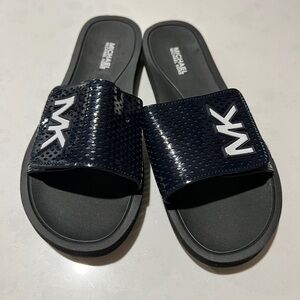 NWOT Michael Kors Slides